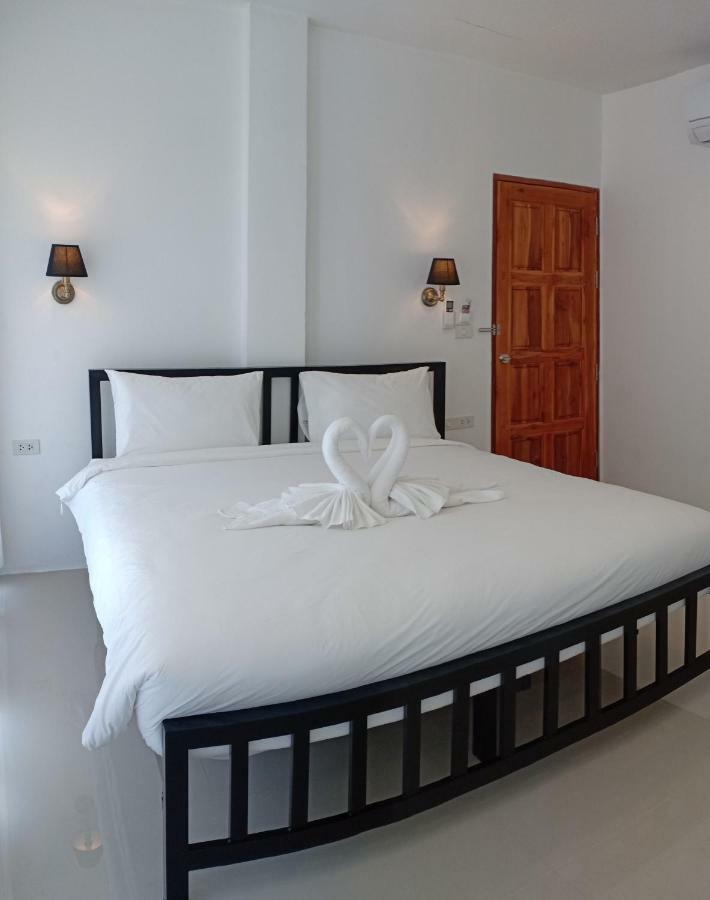 Chaweng Best Hotel And Hostel Samui Buitenkant foto
