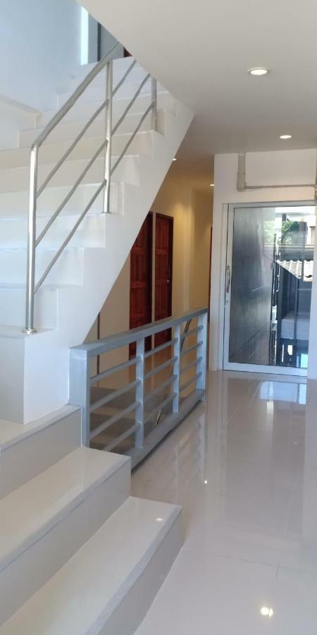 Chaweng Best Hotel And Hostel Samui Buitenkant foto