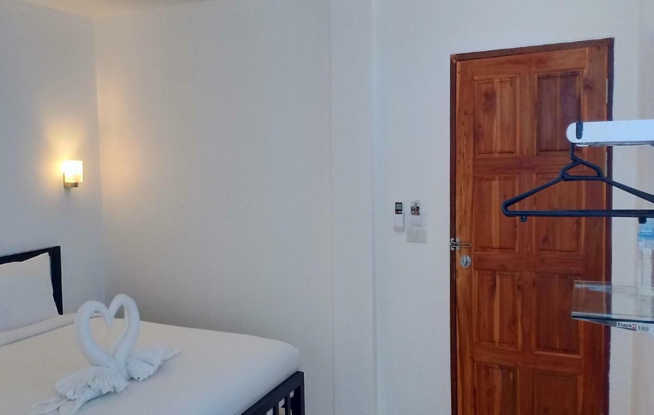Chaweng Best Hotel And Hostel Samui Buitenkant foto
